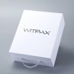 Portable hinged-lid shoulder box