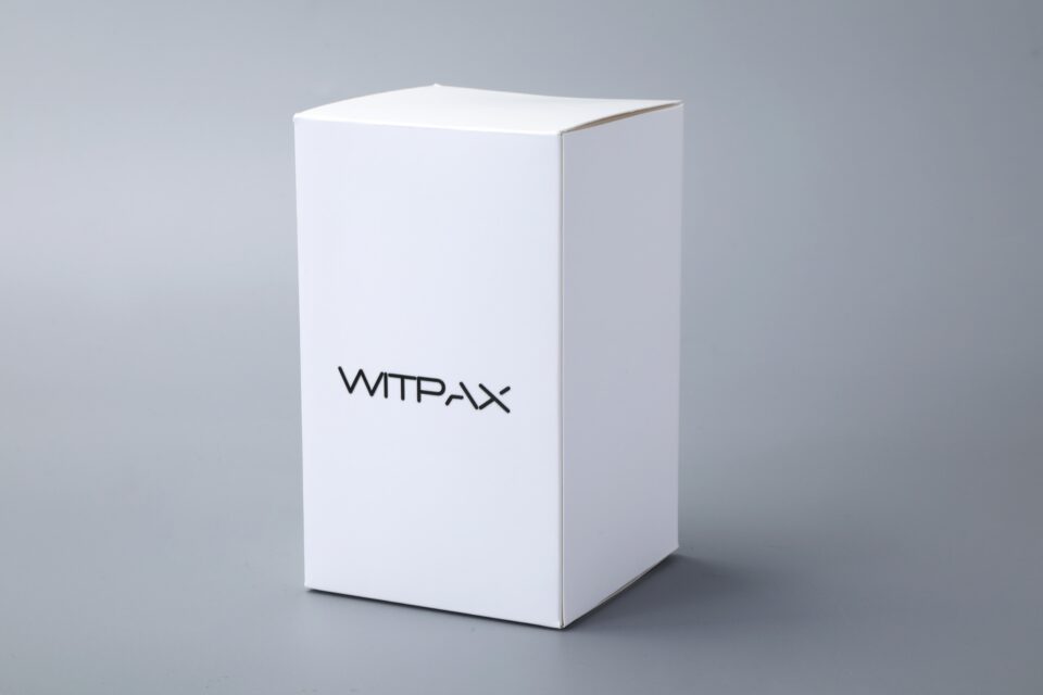 Folding cardboard box