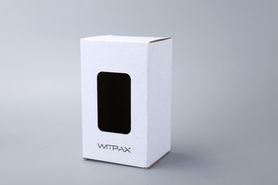 Folding with windows corrugated box