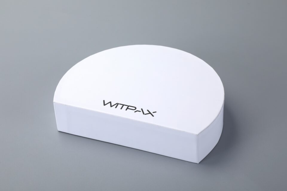 Custom shaped lift-off lid boxes