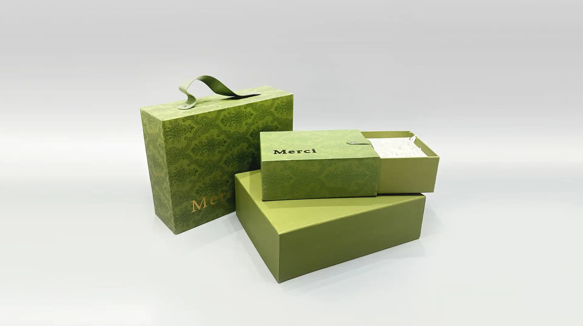 Portable drawer gift box